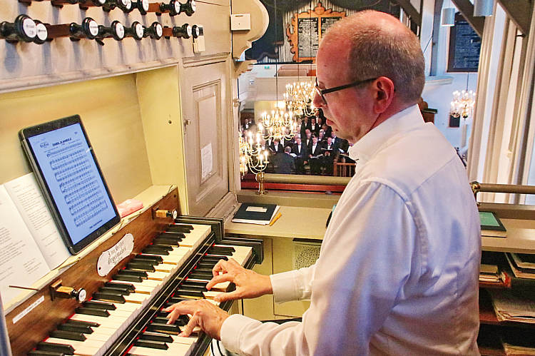 25 jaar Waarder helpt Roemenië met zangavond van Conforza_10